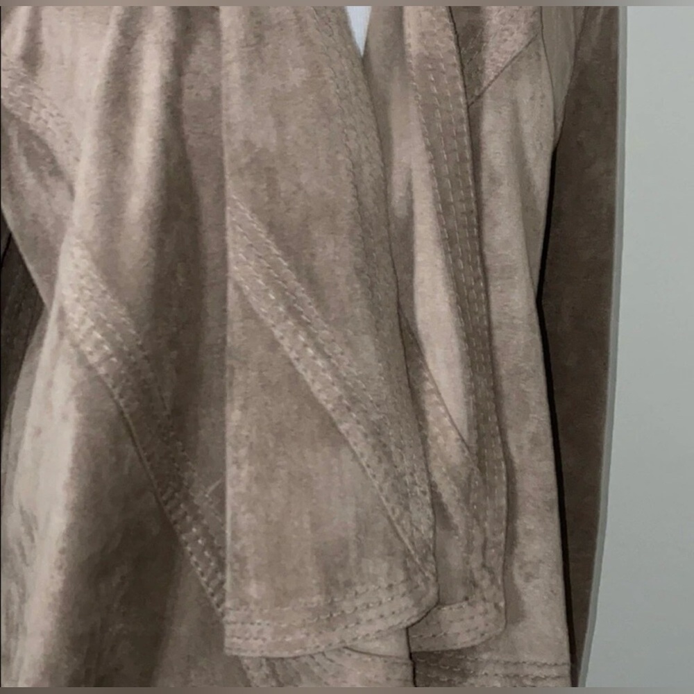 BCBGMaxAzria Mocha Faux Suede Waterfall Jacket | Drape Front | Cropped | Size M - Picture 6 of 9